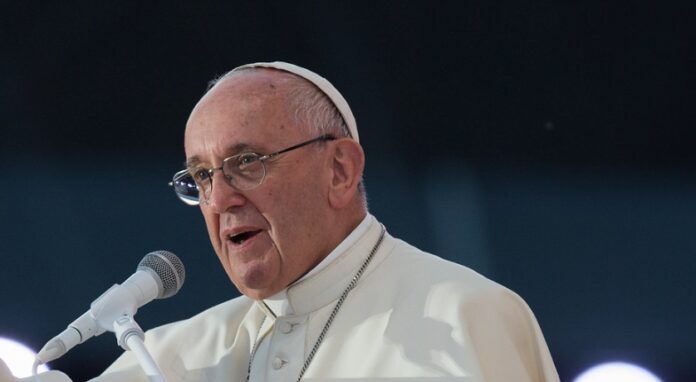Nowa perspektywa na rolę kobiet w Kościele: refleksje Papieża Franciszka
