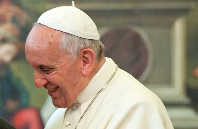 Papież Franciszek i wyzwanie zmian klimatycznych: nadzieje na COP28